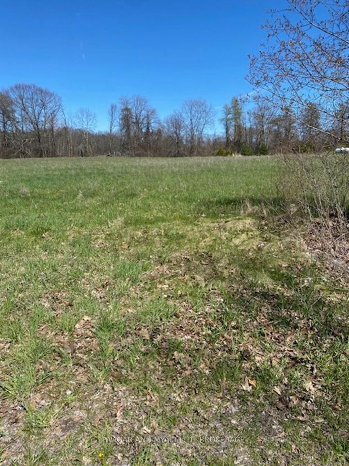 15 Youngs Point Road — photo 1