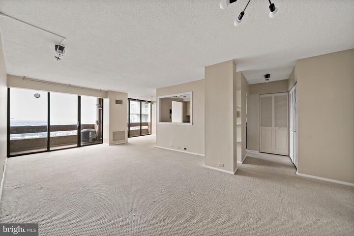 Property Photo:  1326 Spruce Street 42 2906  PA 19107 