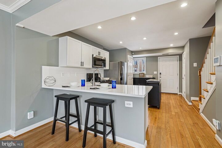 Property Photo: 1435 N Van Dorn Street C VA 22304