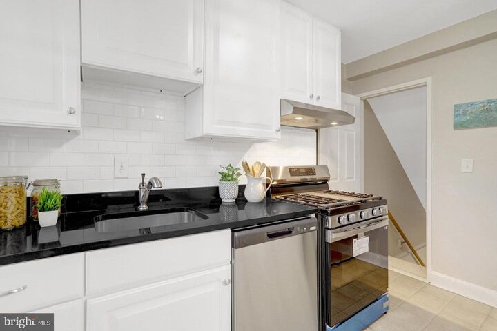 Property Photo:  6514 10th Street  VA 22307 