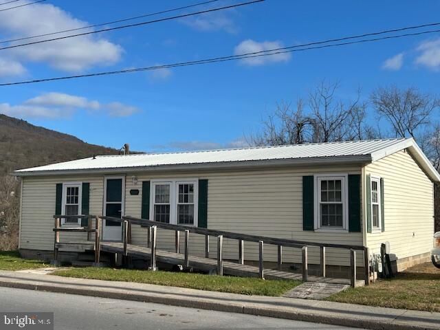 211 N Main Street  Yeagertown PA 17099 photo