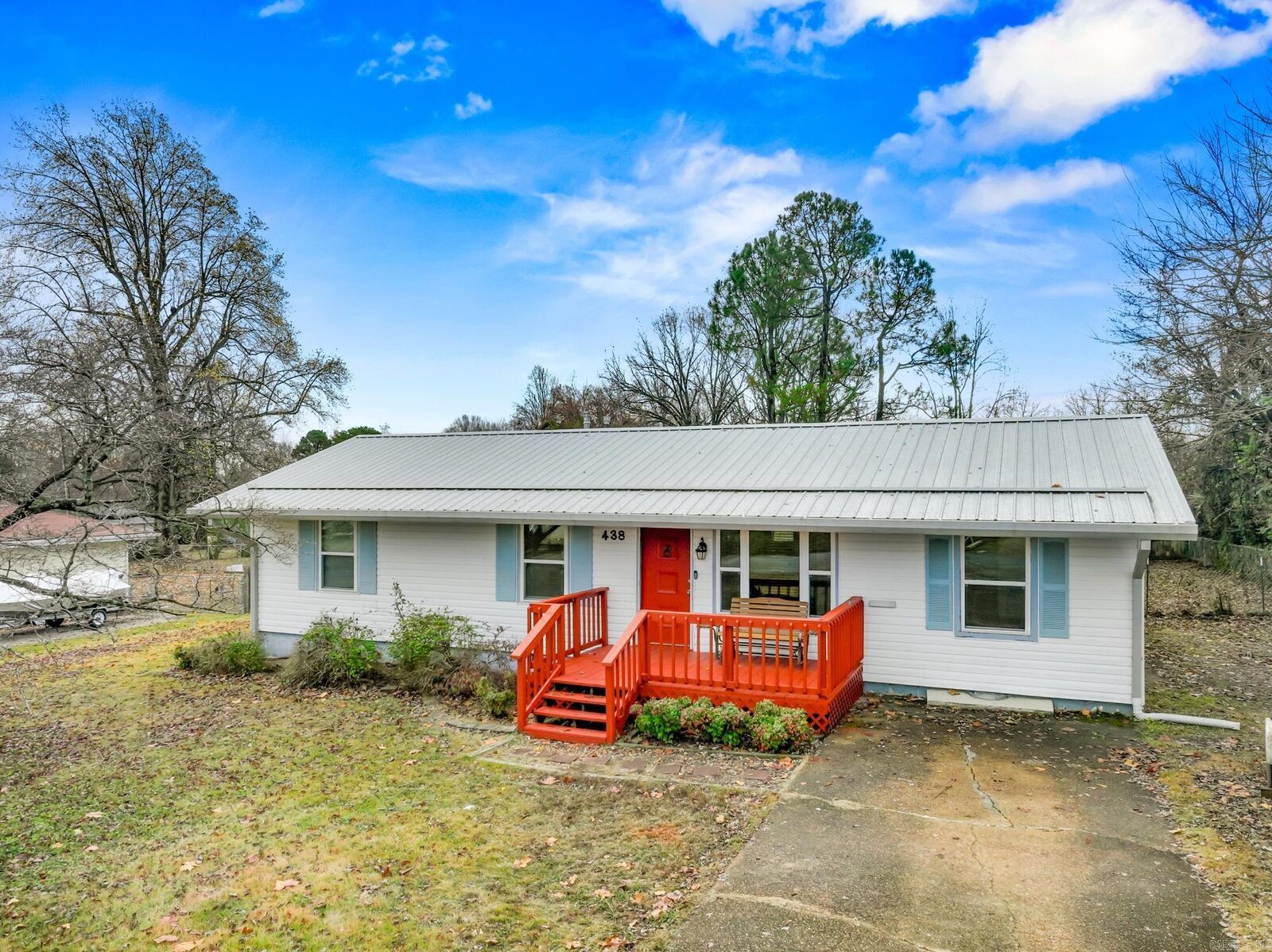 Property Photo: 438 Glenstone Drive AR 72653
