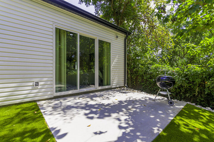 Property Photo:  409 Sanford Ave  MO 65203 