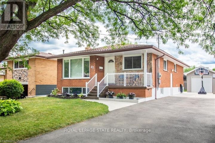 Property Photo:  47 Atwater Crescent  ON L9C 2E8 