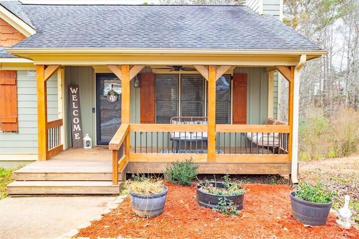 Property Photo: 122 Horseshoe Bend GA 30143