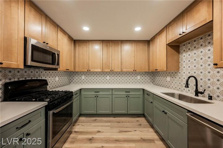 768 Santree Circle  Las Vegas NV 89110 photo