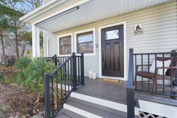 Property Photo:  305 Top Ave  NJ 08812 