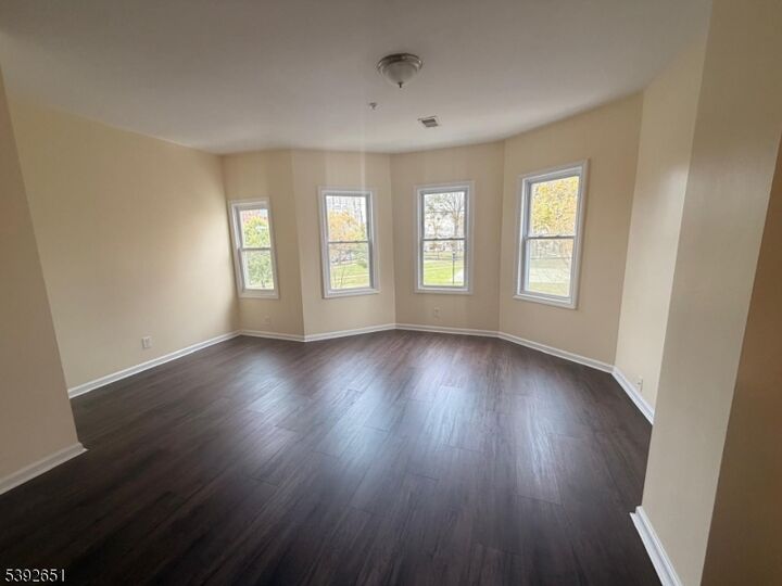 Property Photo: 154 Park Pl 2 NJ 07206