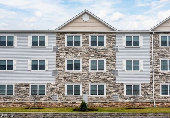 Property Photo: 1025 Raritan Road 303 NJ 07066