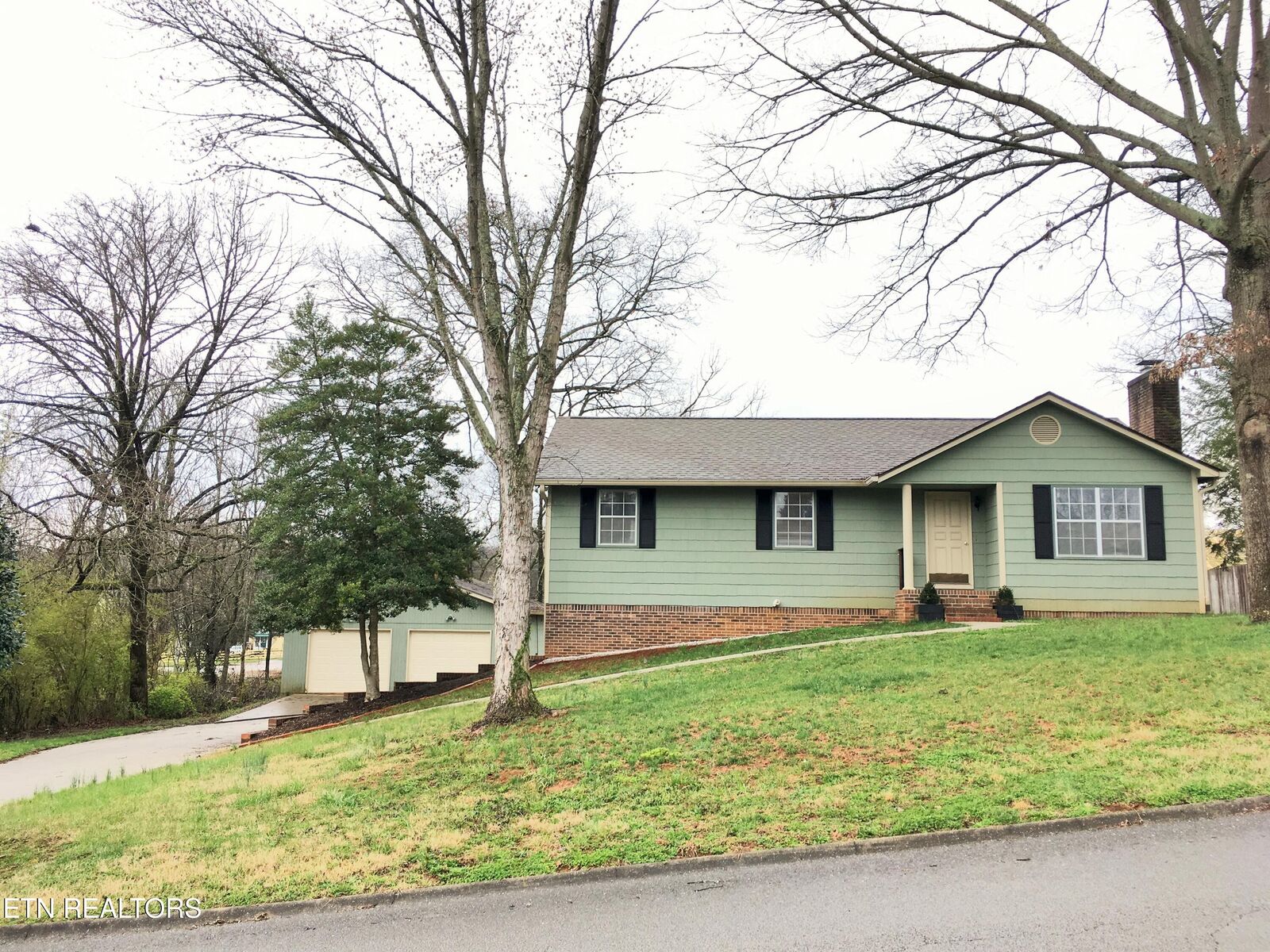 Property Photo:  1102 Buxton Drive  TN 37922 