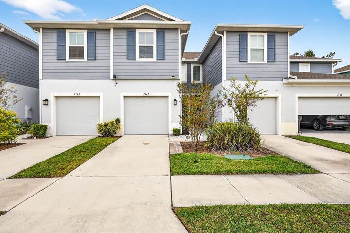 Property Photo: 2140 Laceflower Drive FL 33510