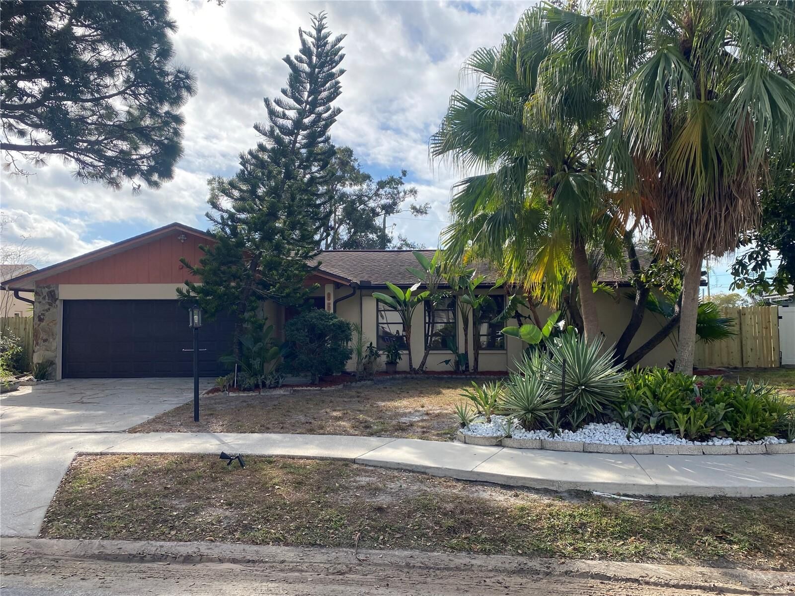 Property Photo: 9582 103rd Avenue FL 33777