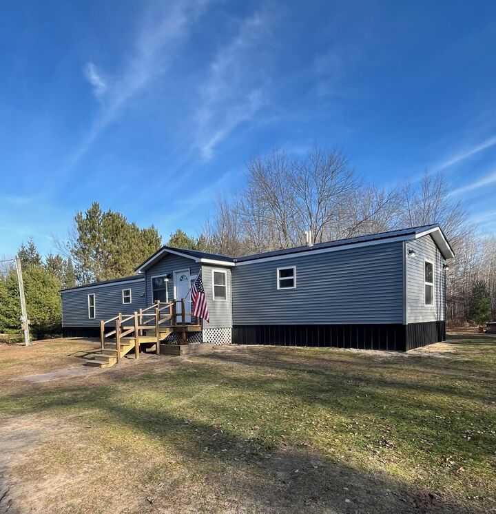 Property Photo:  2535 S River Road  MI 48612 