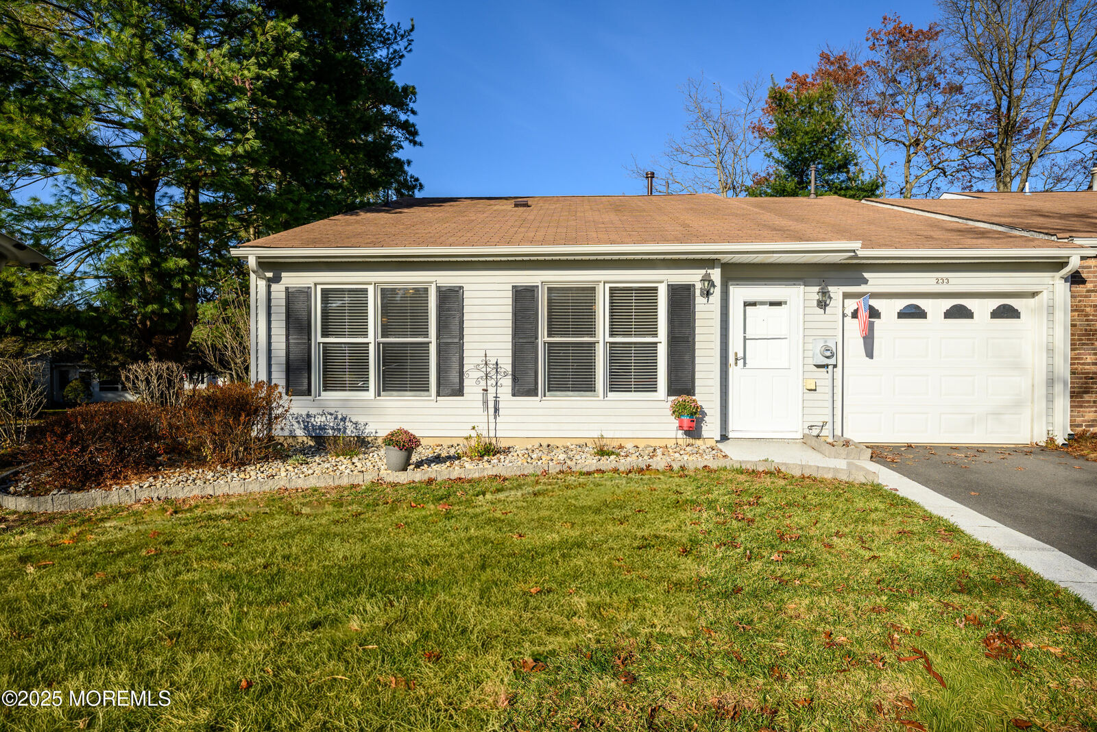 Property Photo:  233 Cloverdale Drive  NJ 08701 