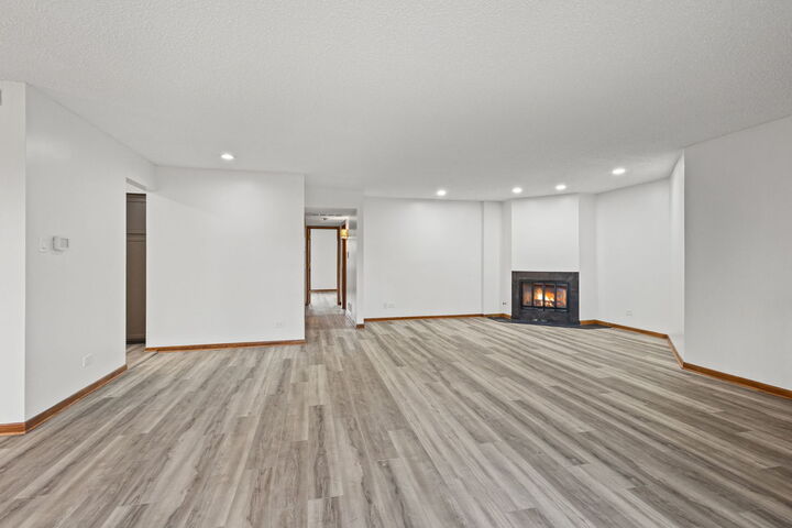 Property Photo: 7978 S Garfield Avenue 206 IL 60527