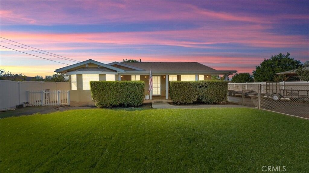 Property Photo:  4028 Center  CA 92860 