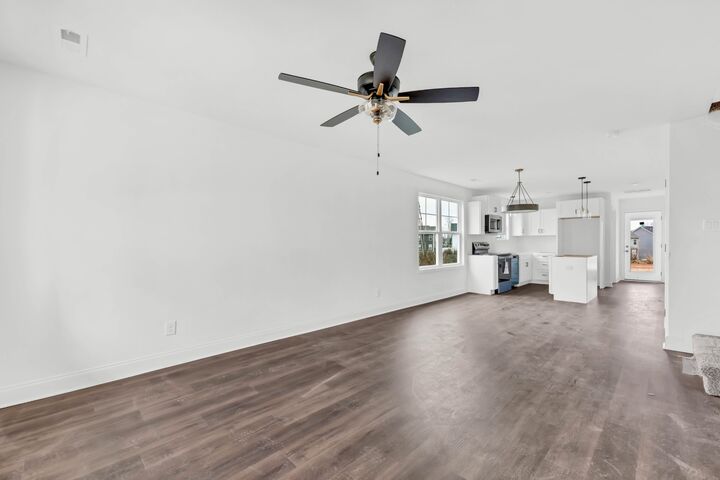 Property Photo: 195 Quarry View Ct TN 37043