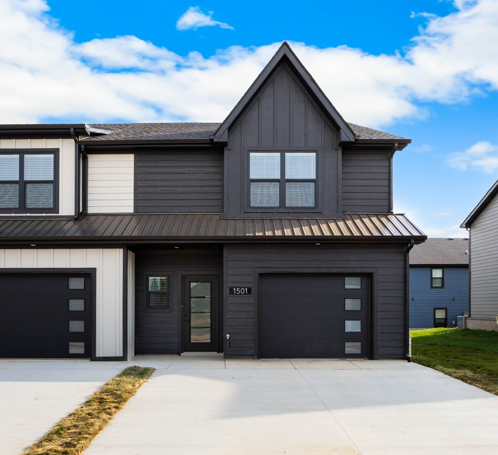 Property Photo:  1501 Jonathan Wade Circle  TN 37043 