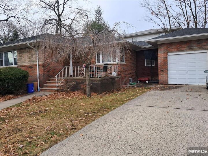 Property Photo:  1005 Harvard Place  NJ 07024 