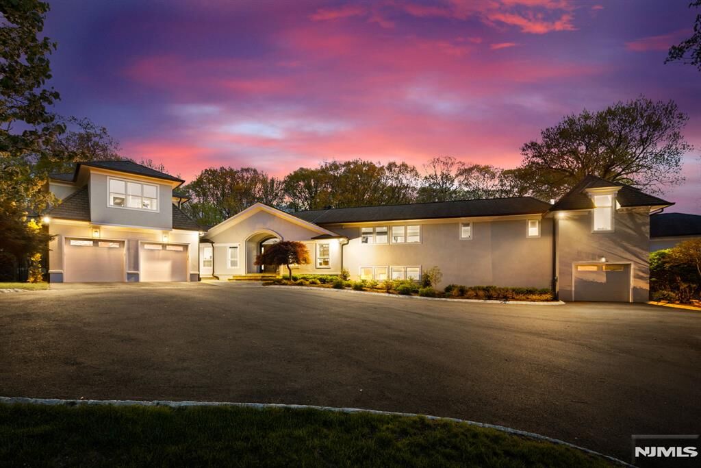 Property Photo: 425 Highview Road NJ 07631