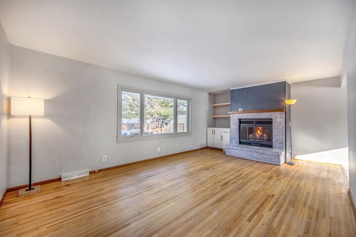 Property Photo: 2912 W 88th Street MN 55431