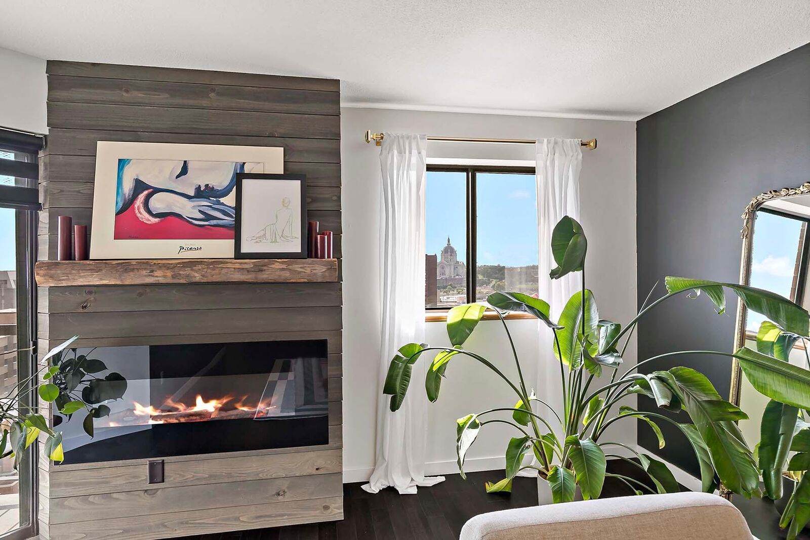 Property Photo: 78 10th Street E 2004 MN 55101