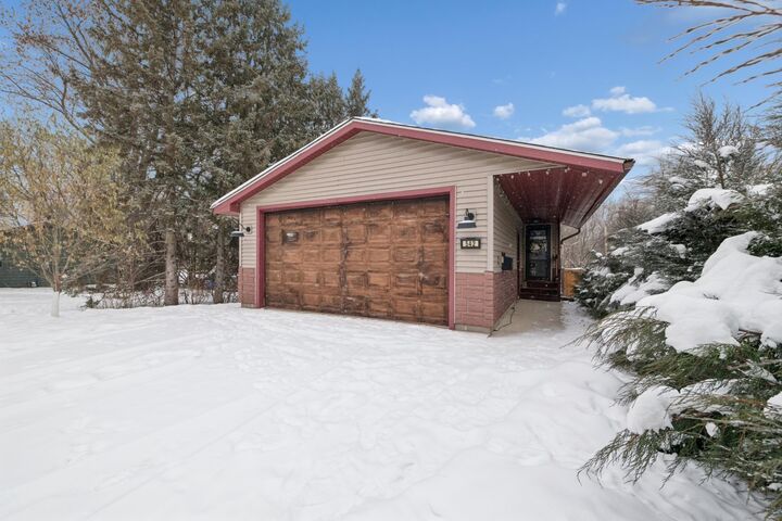 Property Photo: 542 5th Avenue SW MN 55008