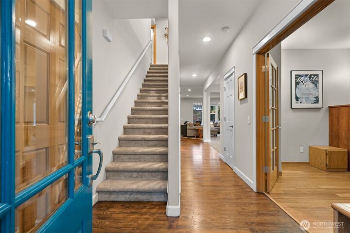 Property Photo:  4055  Springland Court  WA 98226 