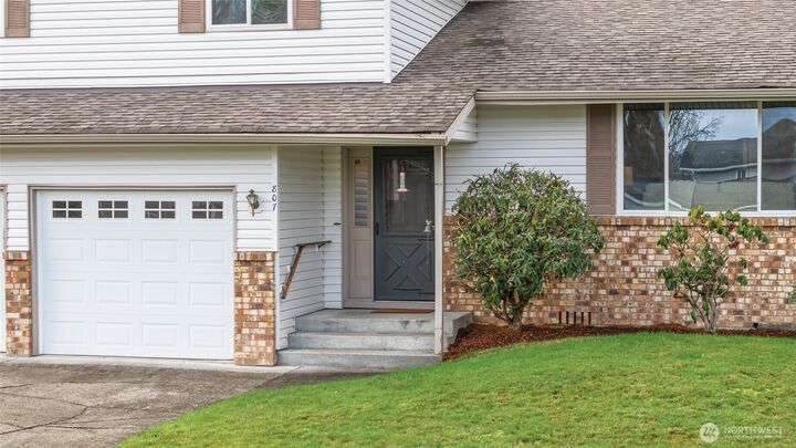 Property Photo:  807  Wayne Drive  WA 98531 