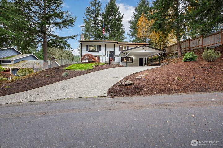 Property Photo:  5310  66th Avenue W  WA 98467 