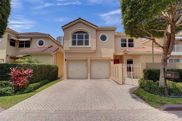 Property Photo:  3757 NE 208 Te  FL 33180 