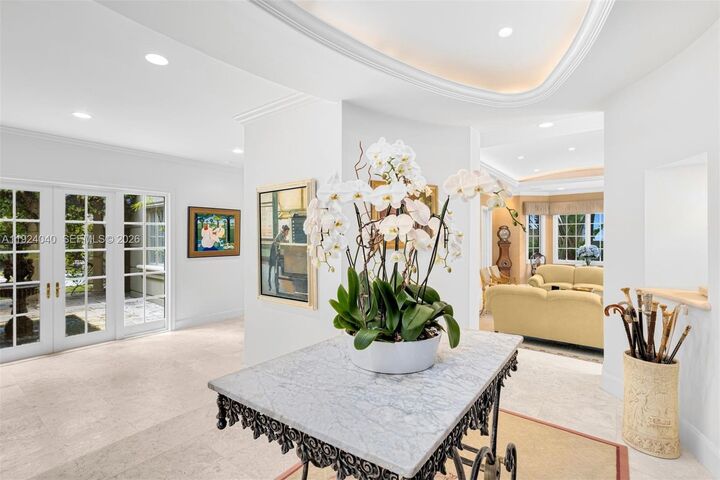 Property Photo: 3460 S Moorings Way FL 33133