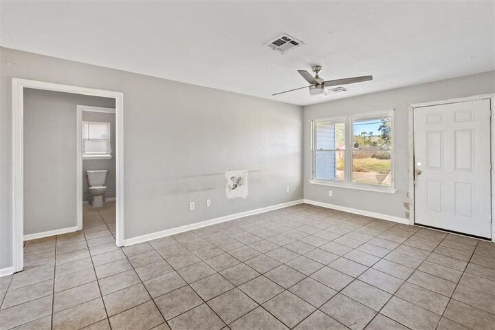 Property Photo:  2508 Sonnier Street  LA 70601 