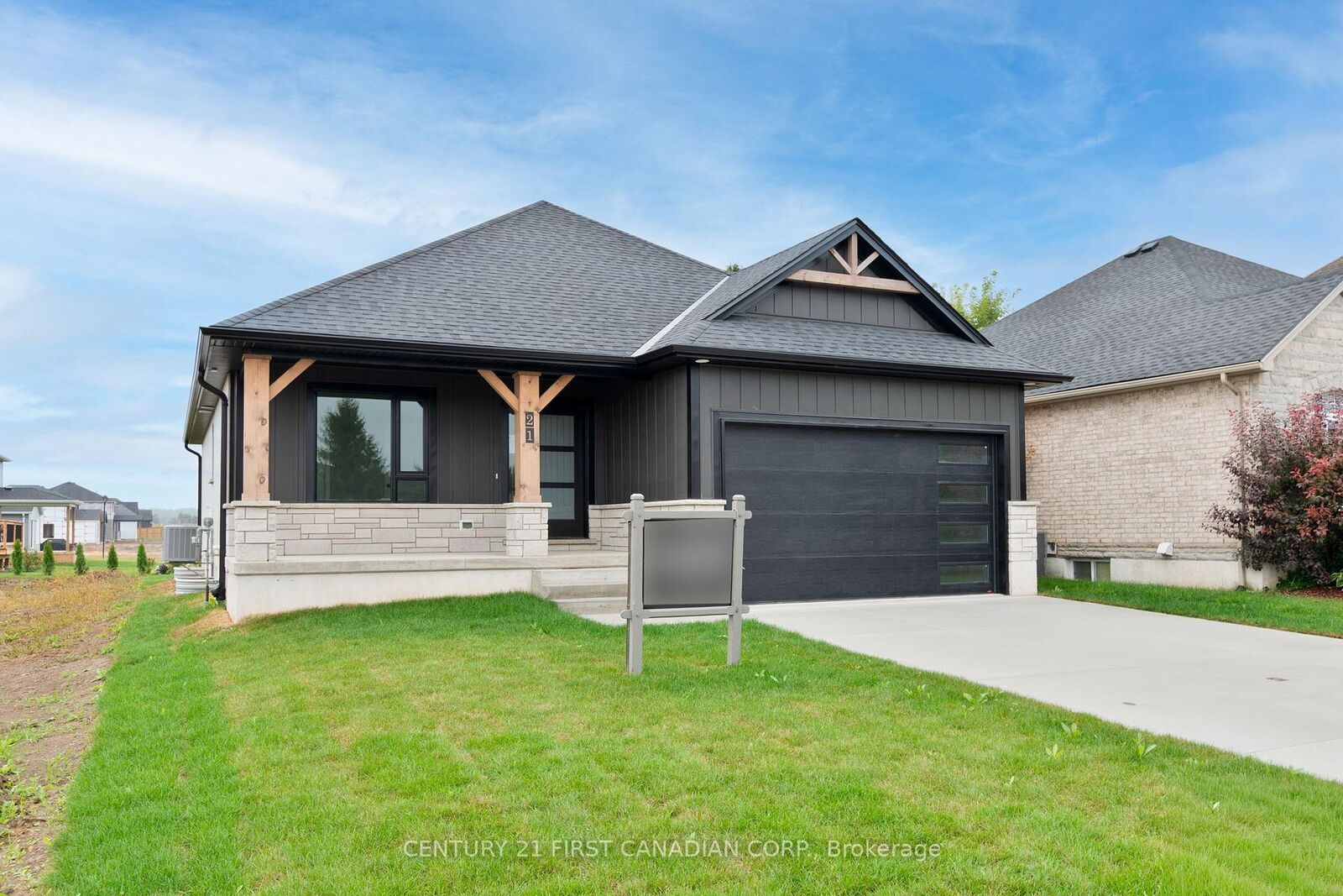 Photo de la propriété:  21 Hamilton Street  ON N0M 1A0 