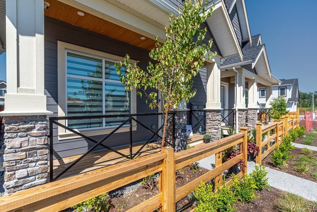 Property Photo: 19643 74 Avenue BC V2Y 3G6