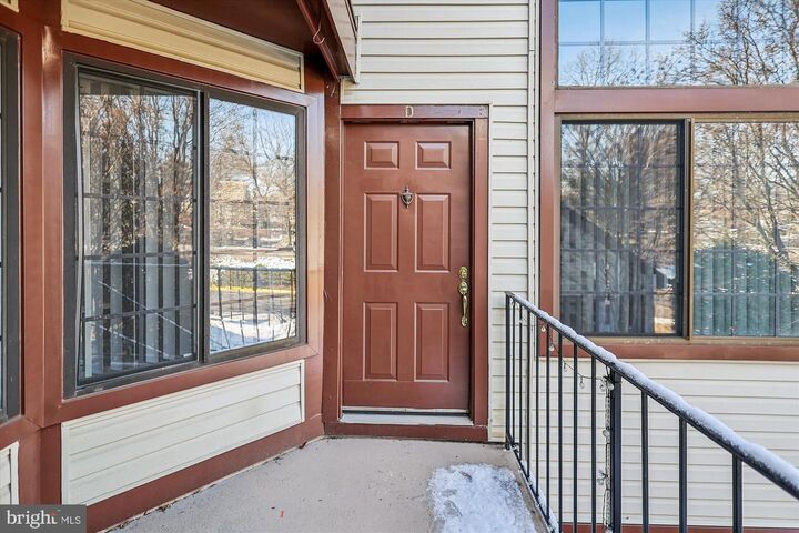 Property Photo:  1601 Airy Hill Court 10D  MD 21114 