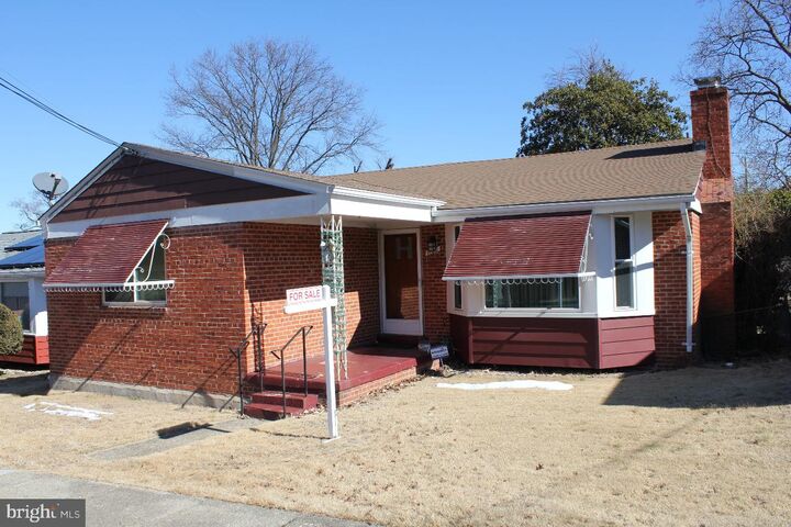 Property Photo:  1108 Chaplin Street SE  DC 20019 