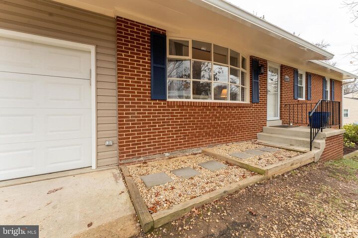 Property Photo: 10021 Marguerita Avenue MD 20769