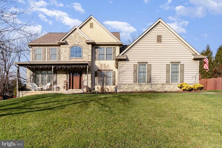 Property Photo:  123 Glebe Lane  PA 17602 