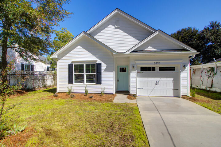 Property Photo: 3870 Chestnut Street SC 29405