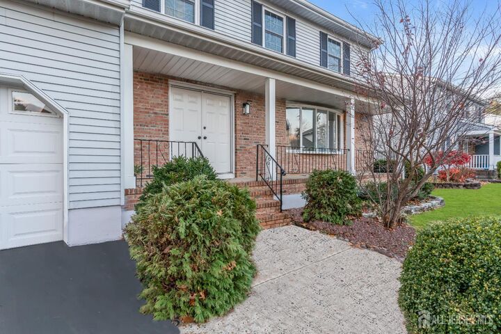 Property Photo:  3 Van Arsdale Court  NJ 08816 