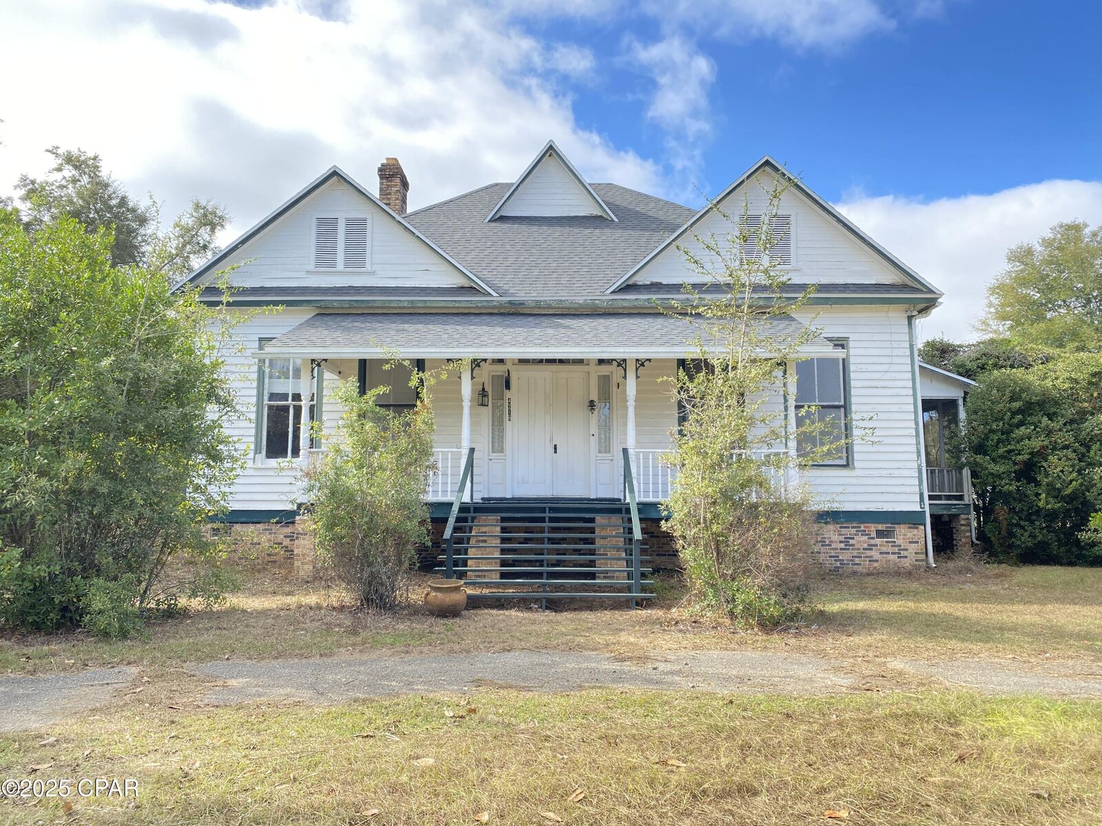 Property Photo: 4219 Allen Street FL 32443