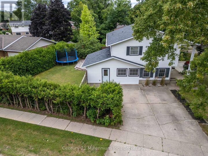 Property Photo: 696 Christopher Drive 1 ON N0H 2C3