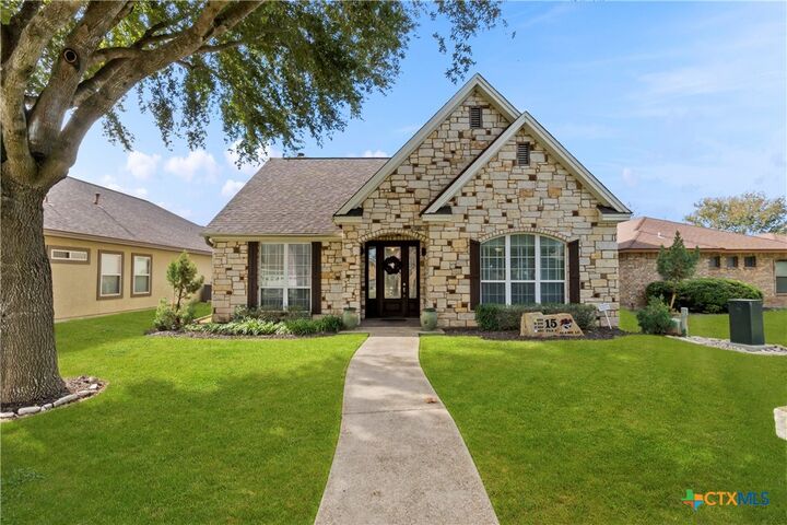 252 Mackenzie Drive  New Braunfels TX 78130 photo