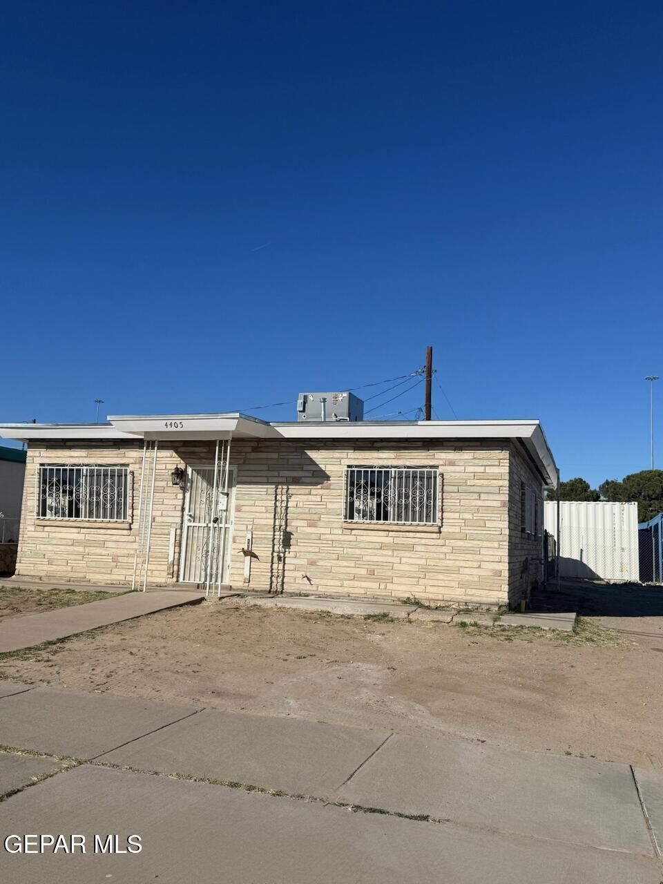 Property Photo:  4405 Durazno Avenue  TX 79905 