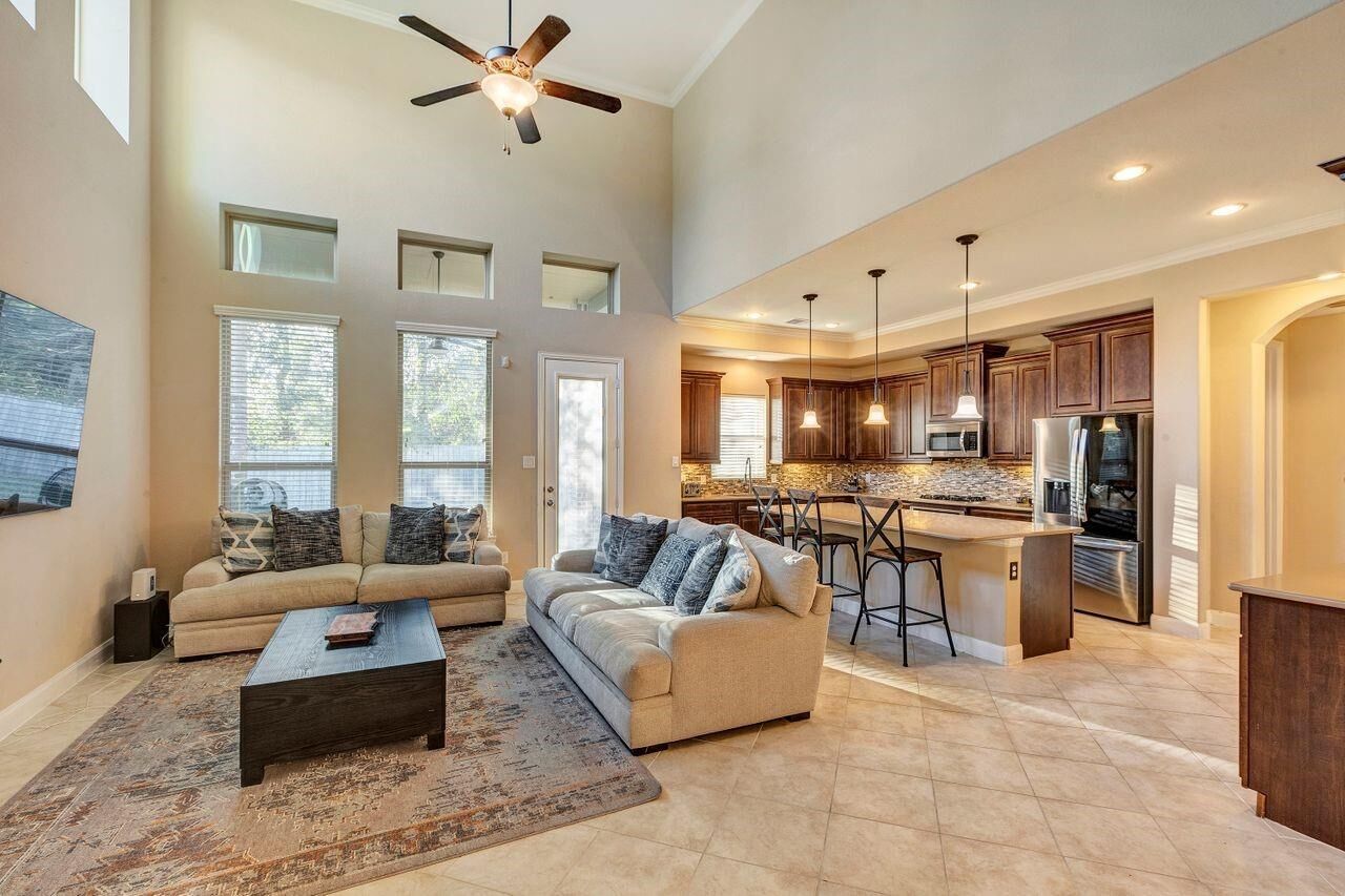 Property Photo: 18418 Hounds Lake Drive TX 77357