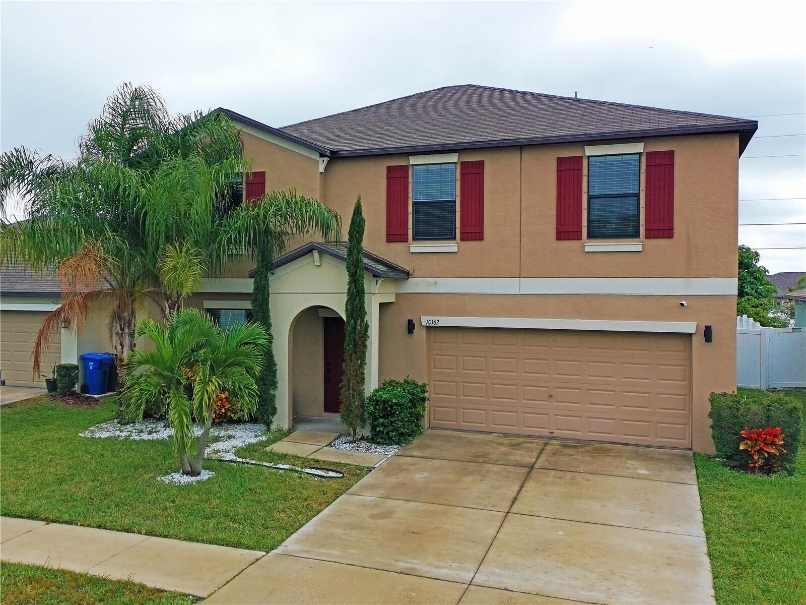 Property Photo:  10162 Carloway Hills Drive  FL 33598 