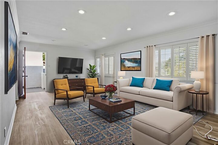 Property Photo: 2260 Cazador Drive CA 90065