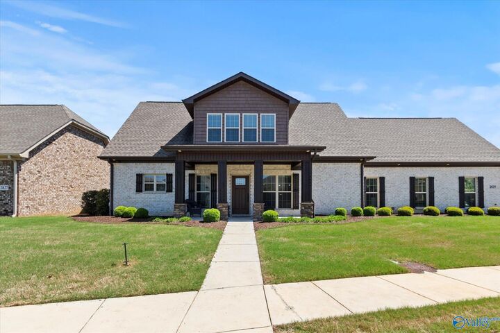 Property Photo: 2829 Eastern Shore Drive SE AL 35763