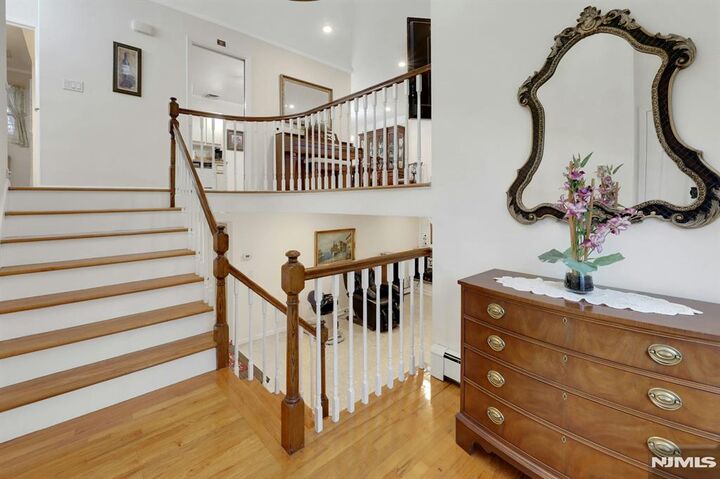 Property Photo:  1977 Glen Avenue  NJ 07676 